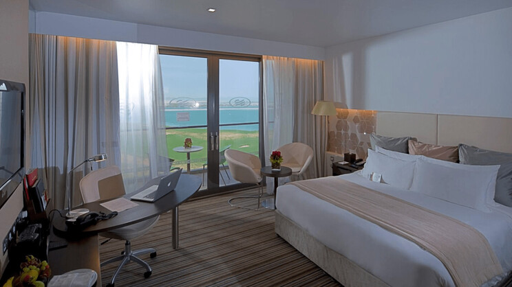 Crowne Plaza Abu Dhabi - Yas Island
